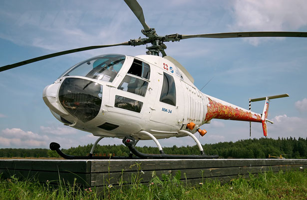 L'hélicoptère russe Sapsan Mi-34S2.
