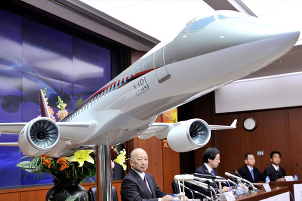 Une maquette du MRJ90