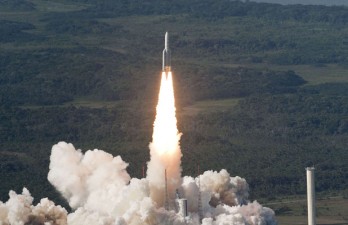 Ariane 5 place en orbite INTELSAT 17 et HYLAS 1