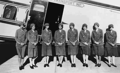 Les premières hôtesses de Boeing Air Transport en 1930 Les premières hôtesses de Boeing Air Transport en 1930