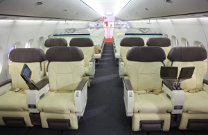 Maquette de la cabine du C919 au Bourget 2011.