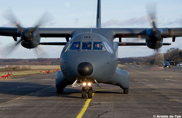 Arrivée du Casa CN235 au BA 110