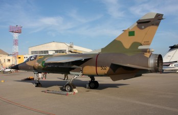 La France reprend la rénovation des Mirage F1 libyens