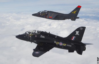 Les AlphaJet s’exercent avec les Hawk au Royaume-Uni