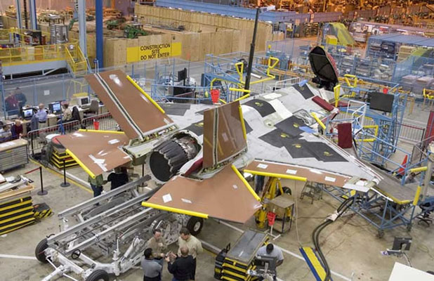 F-35_Manufacture_Aft_lg