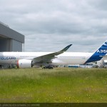 L'A350 XWB fera son vol inaugural au début de l'été 2013.