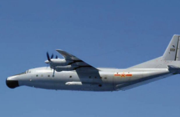 Un Shaanxi Y-8J photographié le 26 juillet par l'armée japonaise.