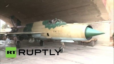 Un MiG-21 syrien abattu par un missile stinger ? Un MiG-21 syrien abattu par un missile stinger ?