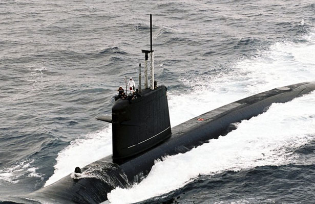 C'est grâce aux écoutes sonars effectuées en juin 2009 par le sous-marin nucléaire L'Emeraude et analysées par Thales que le signal des boîtes noires a pu être identifié et localisé.