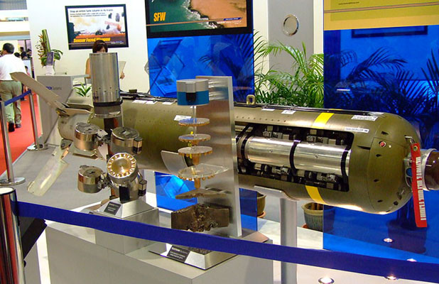 Une bombe CBU-105 de Textron au Singapore Airshow en février 2008
