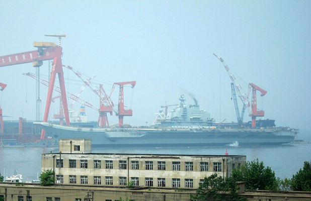 Le Varyag à Dalian