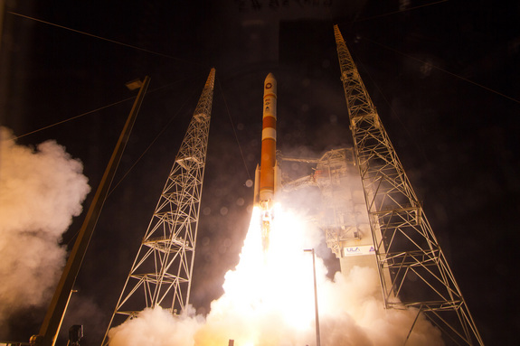 Launch of Delta IV WGS5 from Cape Canaveral AFS